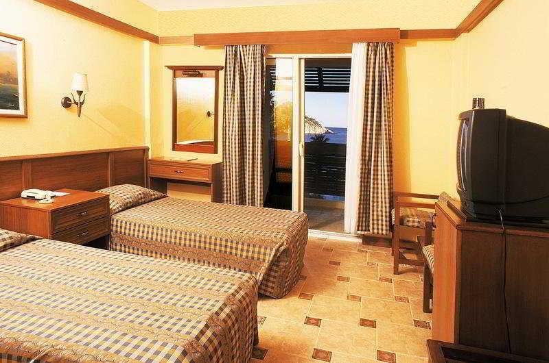 Green Platan Club Hotel&Spa 말마리스 외부 사진